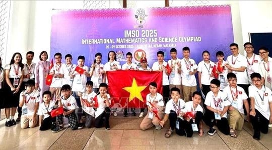 Việt Nam giành nhiều giải thưởng tại kỳ thi Olympic Toán và Khoa học quốc tế