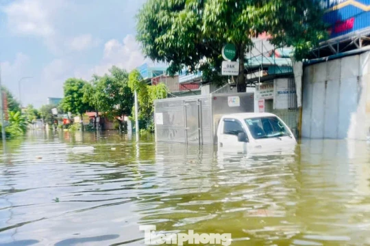 Nhiều khu vực xã Sóc Sơn ngập sâu 1,5 mét