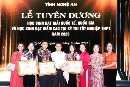 Trường Đại học Vinh tiếp nhận nam sinh 'lỡ hẹn' với Học viện Biên phòng