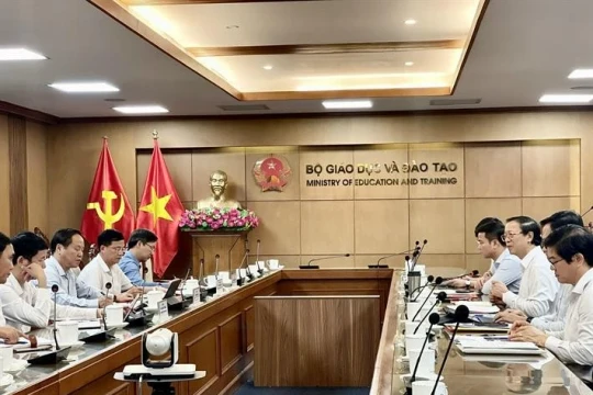 Tháo gỡ một số khó khăn về giáo dục và đào tạo tại tỉnh Lai Châu