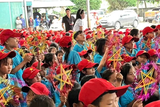 Lan tỏa tinh thần học chữ giữa vùng cao Sáng Nhè