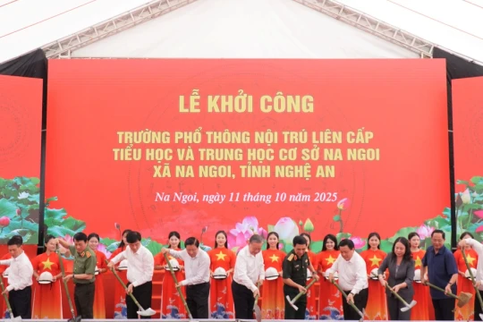 Tổng Bí thư dự lễ khởi công Trường phổ thông nội trú liên cấp Na Ngoi, Nghệ An