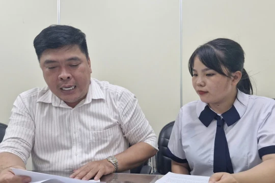 Hành trình viết tiếp giấc mơ con chữ của nữ sinh 22 tuổi bước vào lớp 6