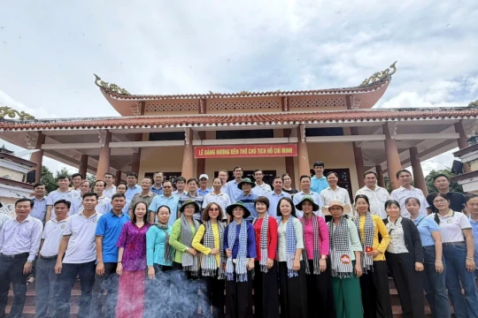 Ngành Giáo dục TP Cần Thơ tăng cường sinh hoạt chuyên đề, về nguồn