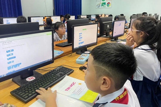Những điểm nhấn của giáo dục TPHCM: Tiên phong trong chuyển đổi số