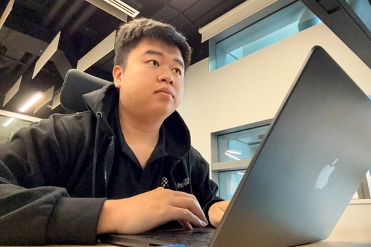 Từ suýt trượt Bách khoa đến học bổng tiến sĩ UAE