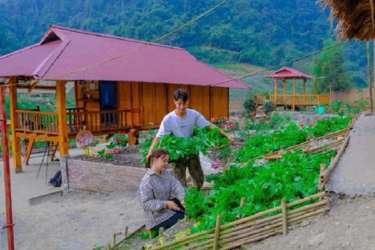 Cách làm giàu của anh nông dân thời công nghệ giữa núi rừng Sơn La