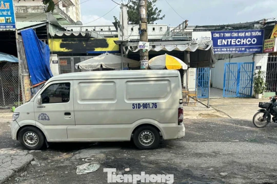 Đường 'đau khổ' vừa đi vừa sợ ở TPHCM