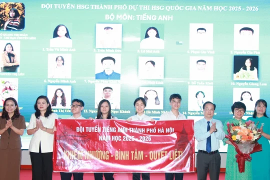 Hà Nội ra mắt 13 đội tuyển dự thi học sinh giỏi quốc gia