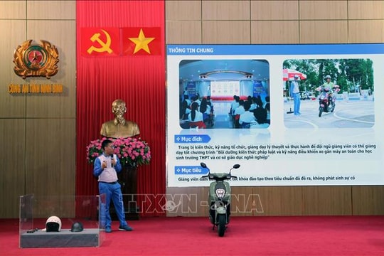 Đưa giáo dục an toàn giao thông trở thành hoạt động thường xuyên trong trường học