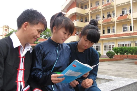 Học sinh vùng đặc biệt khó khăn có được có được miễn giảm học phí, hỗ trợ chi phí học tập?