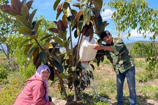 Chuyển mình mạnh mẽ từ nông nghiệp công nghệ cao