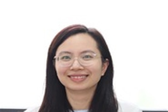 Nữ ứng viên PGS Toán trẻ nhất nước nhận bằng tiến sĩ ở Pháp năm 26 tuổi
