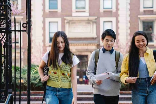 Báo động tình trạng 'du học sinh ảo' tại Canada