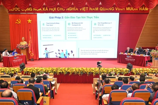 Đào tạo khối ngành Sức khỏe - cơ hội và thách thức