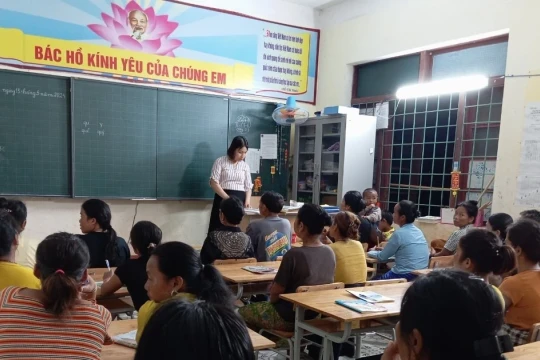 Nền tảng giảm nghèo bền vững từ các lớp xóa mù chữ