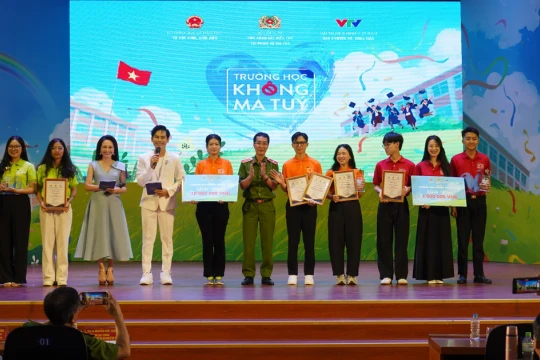Tổ chức cuộc thi Trường học không ma túy năm 2025