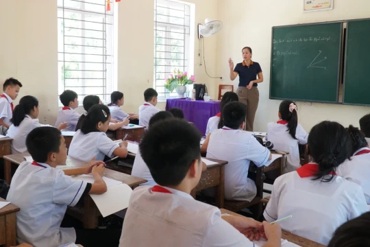 Biệt phái giáo viên tại Nghệ An: Cân đối đội ngũ, bảo đảm công bằng