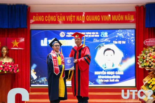 Những kỹ sư đầu tiên của chuyên ngành Đường sắt mới nhận bằng tốt nghiệp