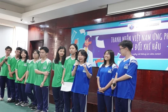 Học sinh hóa thân thành nhà hoạch định chính sách, doanh nhân bàn về môi trường
