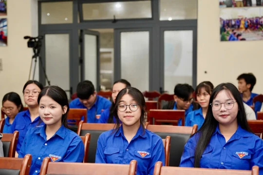 Học sinh Đà Nẵng học cách nhận diện tin giả, tránh rò rỉ thông tin cá nhân