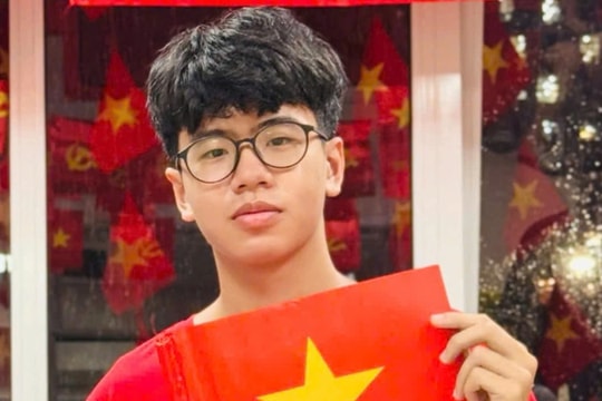 Thủ khoa đầu vào lớp 10 Hà Nội “vượt cấp” ghi danh đội tuyển quốc gia