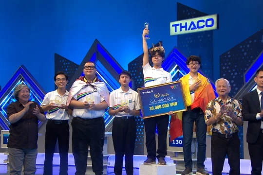 Trần Bùi Bảo Khánh mang cầu truyền hình Olympia về Hà Nội