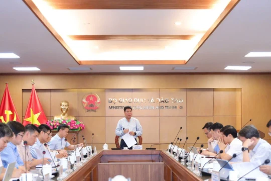 BCĐ xây dựng Đề án tổ chức thi tốt nghiệp THPT trên máy tính họp phiên đầu tiên