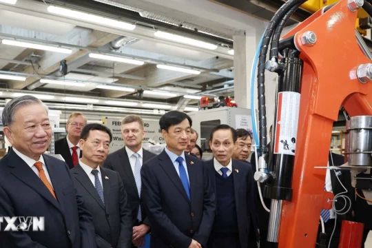 Tổng Bí thư Tô Lâm thăm Đại học Aalto và gặp gỡ sinh viên Việt Nam tại Phần Lan
