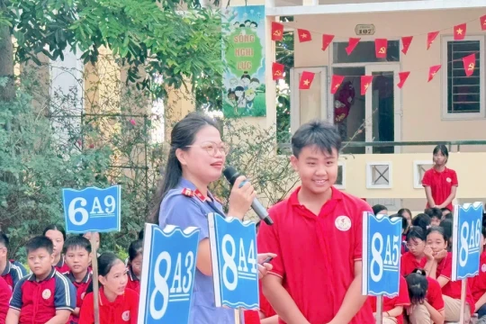 Giúp học sinh nhận diện các thủ đoạn lừa đảo, bắt cóc online