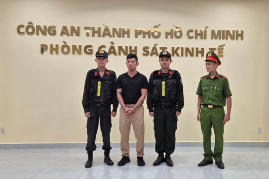 Ảnh, Clip: Lương Bằng Quang lại gây sốc