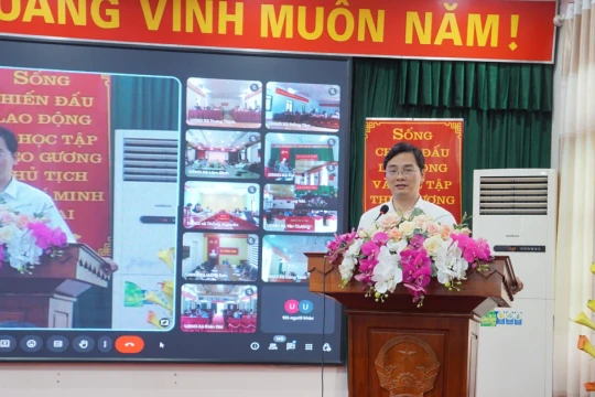 Tuyên Quang gỡ vướng công tác quản lý giáo dục cho cấp xã