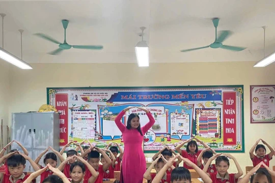 19 năm thắp sáng ước mơ cho học trò bán trú bằng âm nhạc