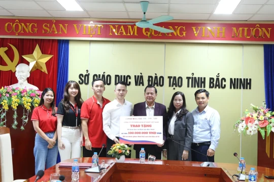 Ngành Giáo dục Bắc Ninh tiếp nhận ủng hộ khắc phục hậu quả bão lũ