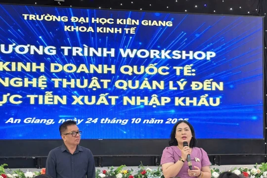 Workshop kinh doanh quốc tế mở ra cơ hội học hỏi và kết nối cho sinh viên