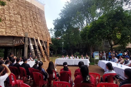Gian nan bảo tồn nhà rông nơi đô hội