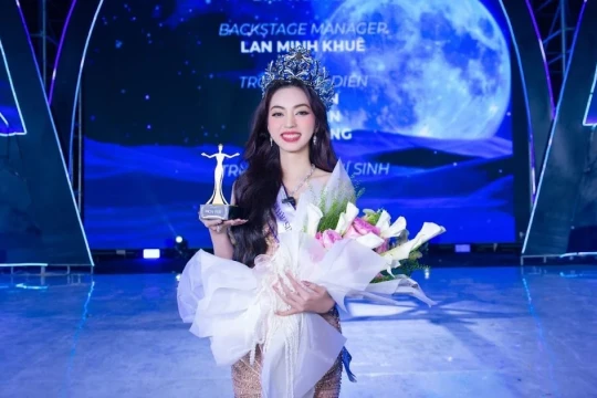 Hoàng Ngọc Như đăng quang Hoa hậu Sinh viên Việt Nam 2025