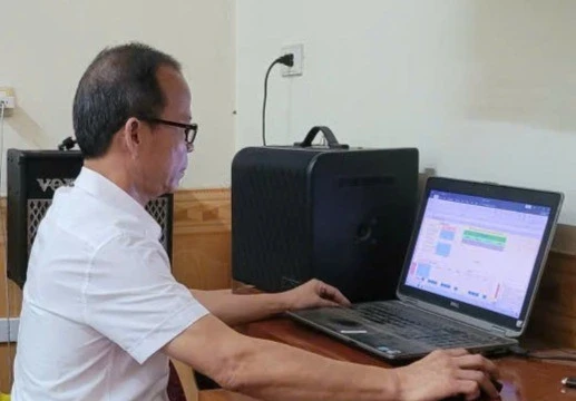 Giải pháp công nghệ của thầy hiệu trưởng gỡ khó công tác phổ cập GD, xóa mù chữ