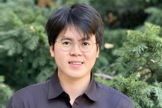 Chàng trai từng trượt đại học đỗ vào cơ quan chính phủ Mỹ