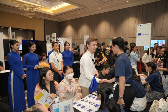 Khởi động tuần lễ Giáo dục Châu Âu 2025