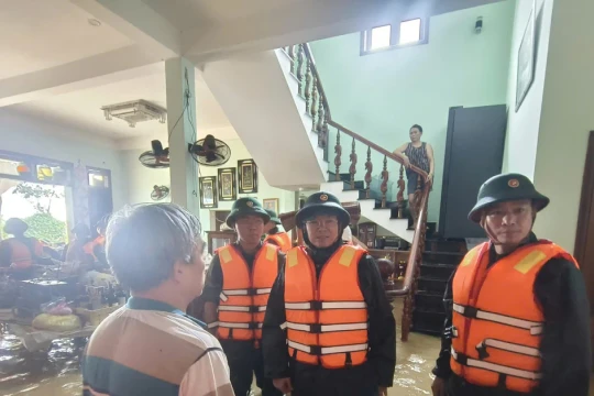 Quân khu 5 huy động lực lượng ứng cứu vùng ngập lụt