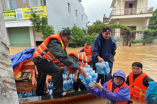 Mưa lũ làm 6 người chết, 4 người mất tích, 19 người bị thương ở Đà Nẵng
