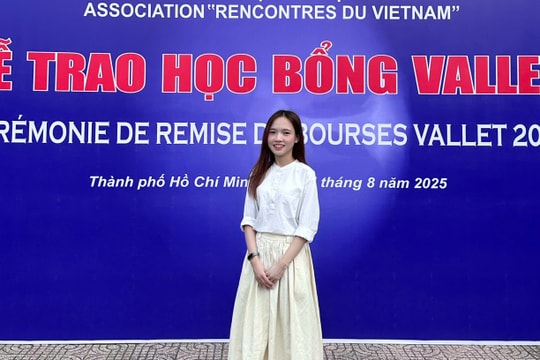 Nữ sinh công bố quốc tế nghiên cứu về rơm, rạ, vỏ trấu Nữ sinh công bố quốc tế nghiên cứu về rơm, rạ, vỏ trấu
