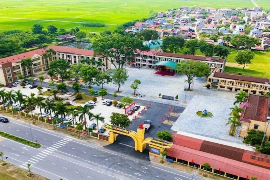 60 năm 'tỏa sáng truyền thống – vững bước tương lai'