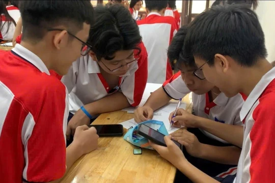 'Nét đẹp học đường' ghi lại khoảnh khắc tuổi học trò cùng KELLA ENGLISH CENTER