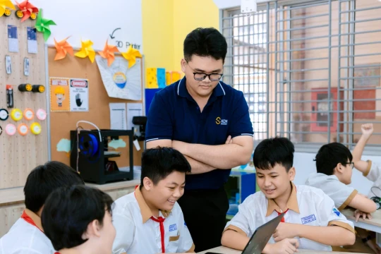 Hướng tới hiện đại hóa và nâng cao chất lượng giáo dục và đào tạo