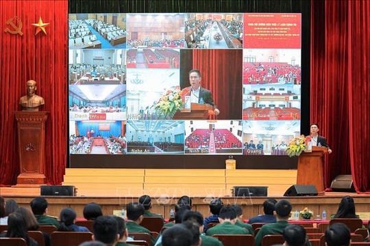 Thúc đẩy tinh thần đổi mới, sáng tạo trong giảng dạy lý luận chính trị