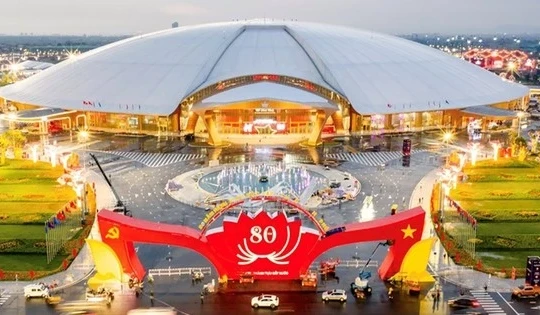 Đề nghị dừng tổ chức bắn pháo hoa nổ tại Lễ bế mạc Hội chợ Mùa thu