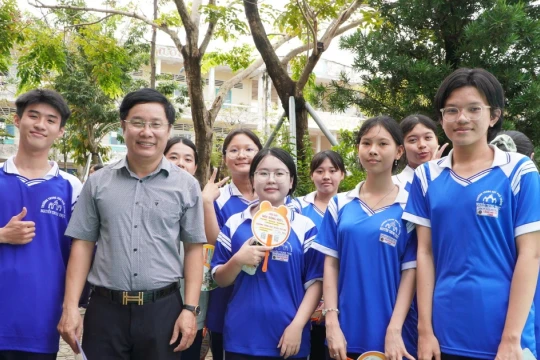 Tham gia Ngày hội hướng nghiệp, học sinh An Giang quyết tâm chinh phục đại học