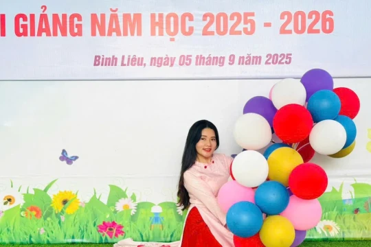 Cô giáo người Tày hơn 20 năm ‘ươm mầm non’ trên vùng cao